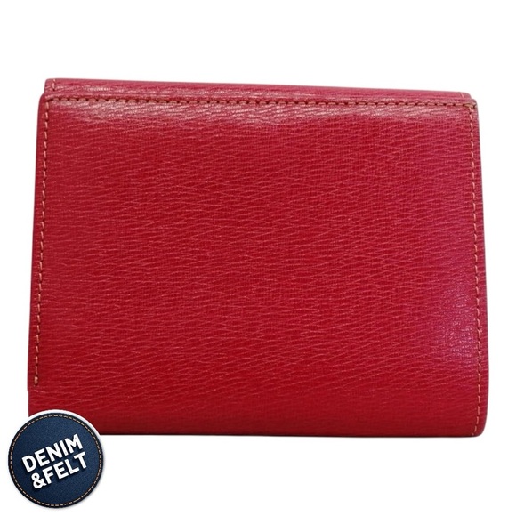 Burberry Women’s Red Leather Bifold Wallet w/ Coin Compartment | PRELOVED ♥️ - Picture 2 of 15